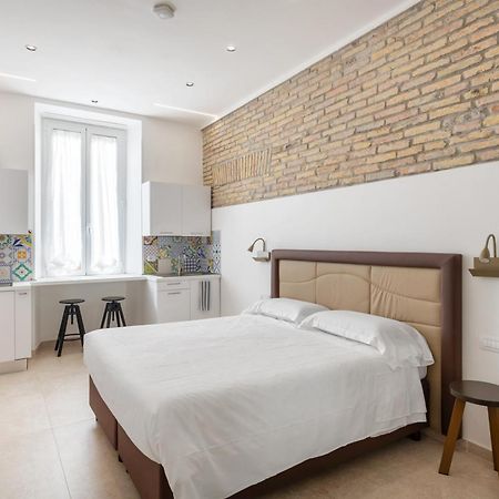 Joyful 148 Luxury Guest House Powered By Joyful Termini Boutique Guest House Rom Exteriör bild
