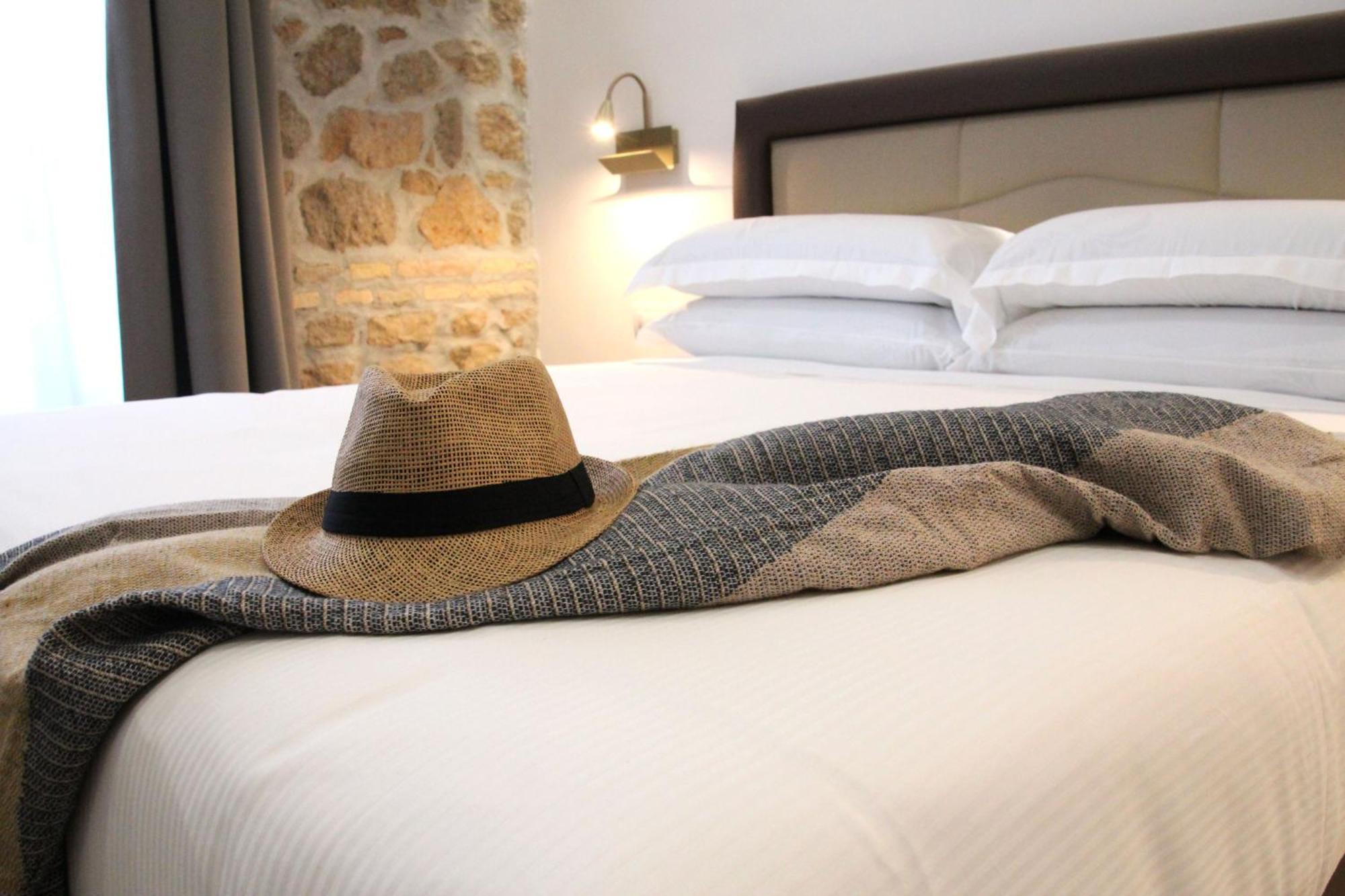 Joyful 148 Luxury Guest House Powered By Joyful Termini Boutique Guest House Rom Exteriör bild