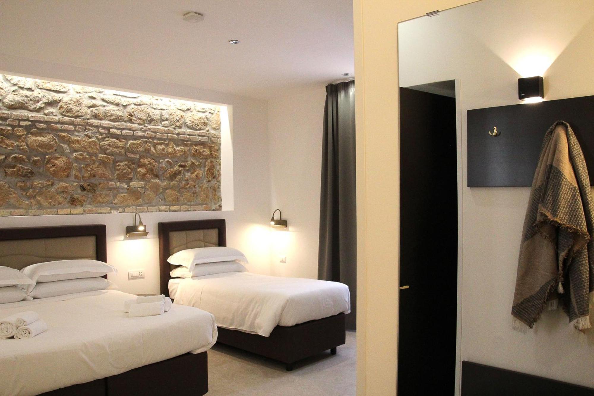 Joyful 148 Luxury Guest House Powered By Joyful Termini Boutique Guest House Rom Exteriör bild