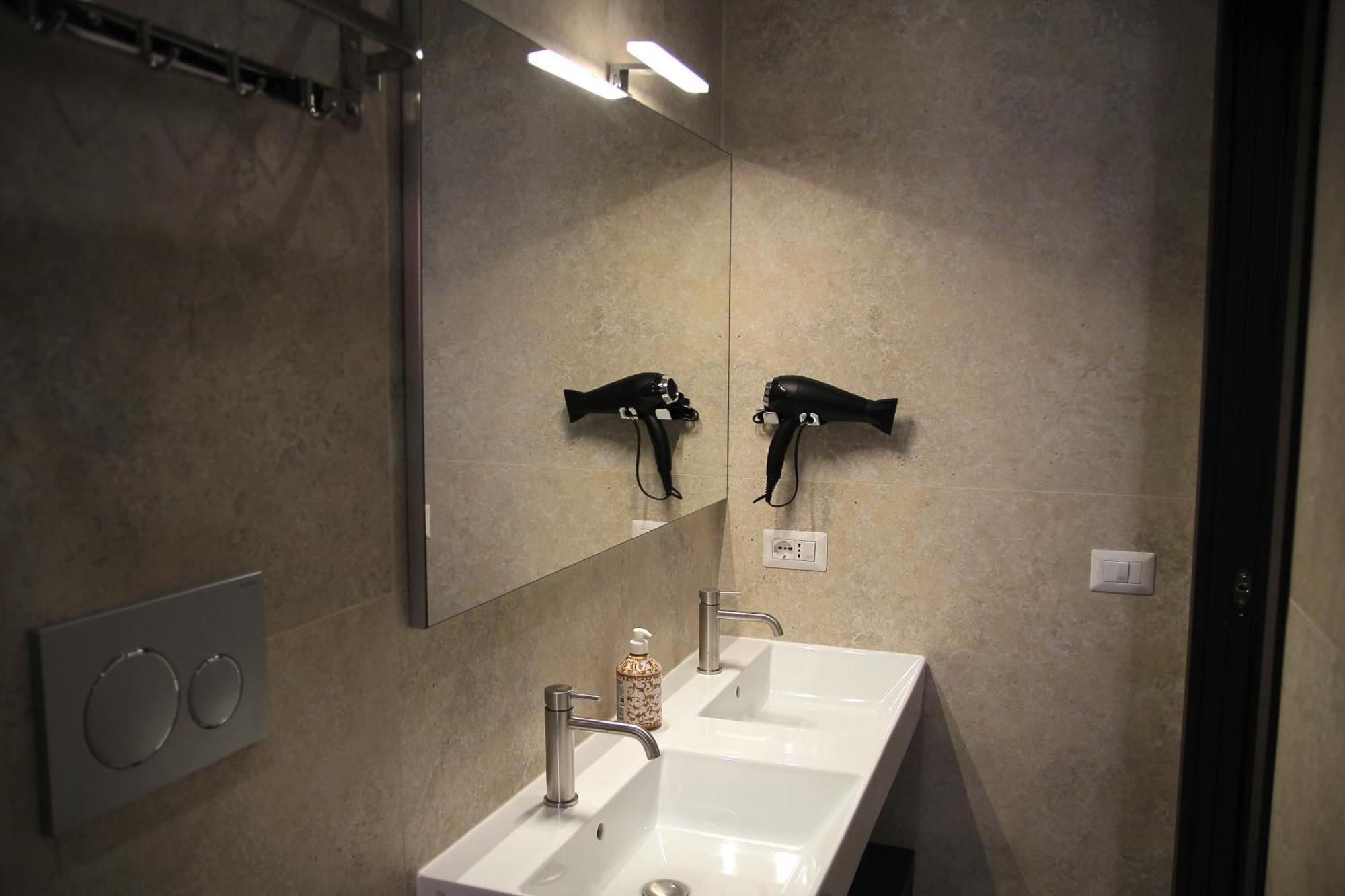 Joyful 148 Luxury Guest House Powered By Joyful Termini Boutique Guest House Rom Exteriör bild