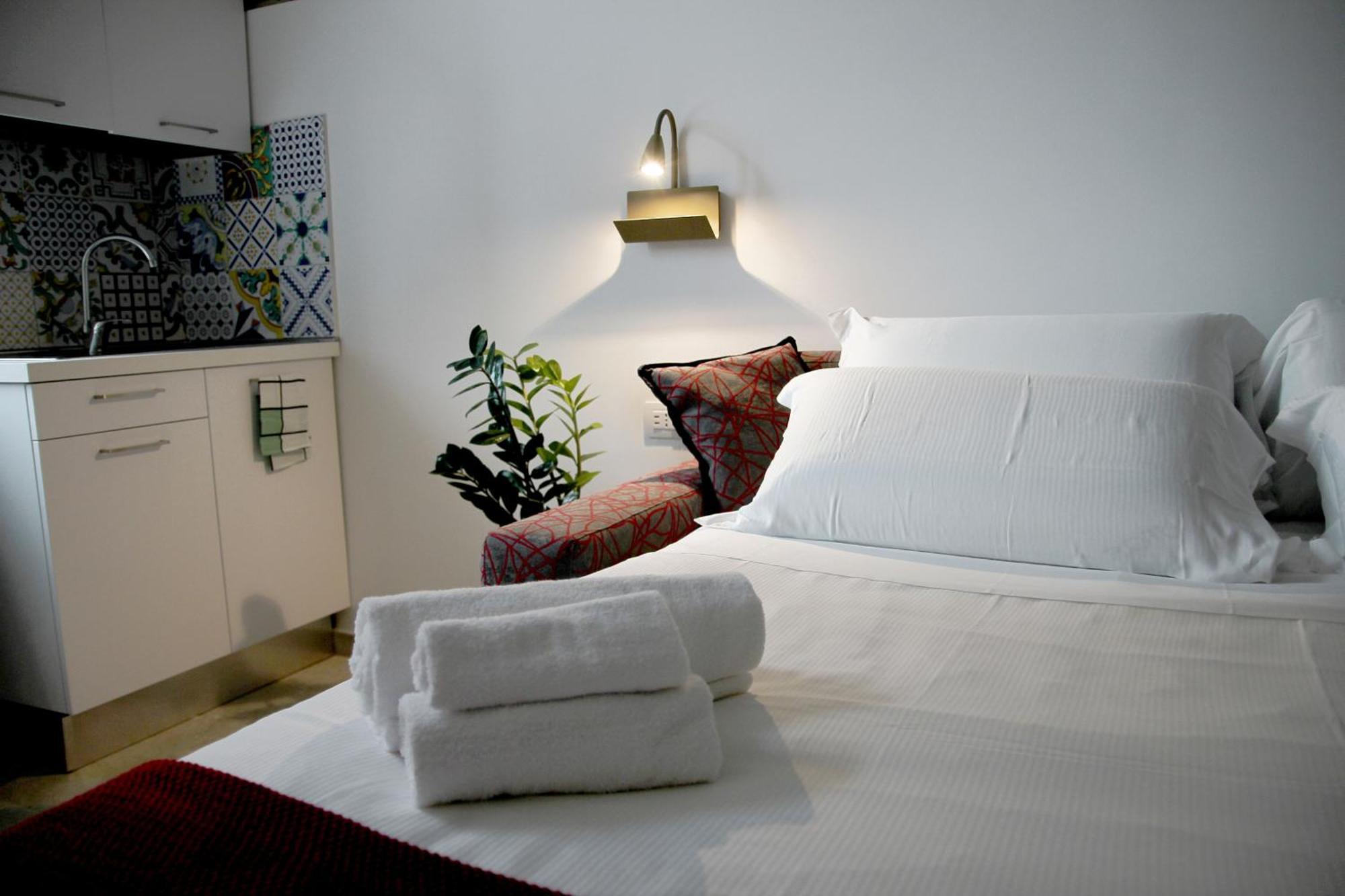Joyful 148 Luxury Guest House Powered By Joyful Termini Boutique Guest House Rom Exteriör bild